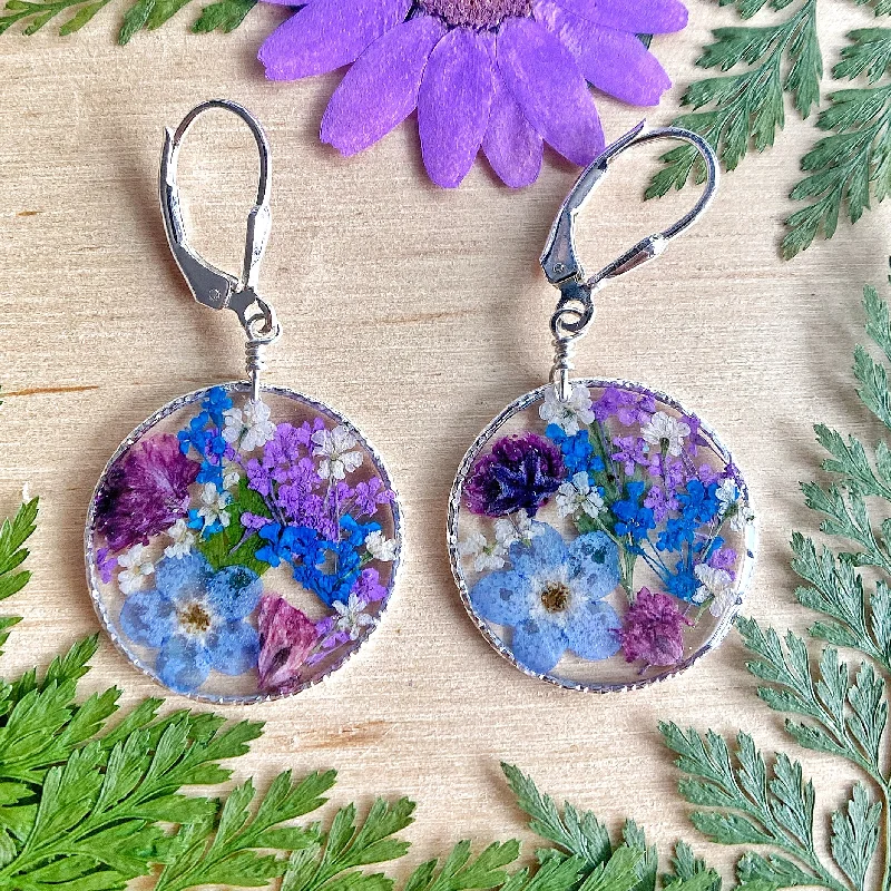 everyday wear ladies earrings-Periwinkle Botanical Garden Earrings - BG50