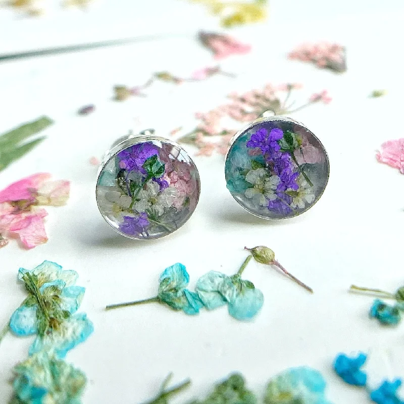 fine gold ladies earrings-Real Flowers Terrarium Stud Earrings - Style BG13