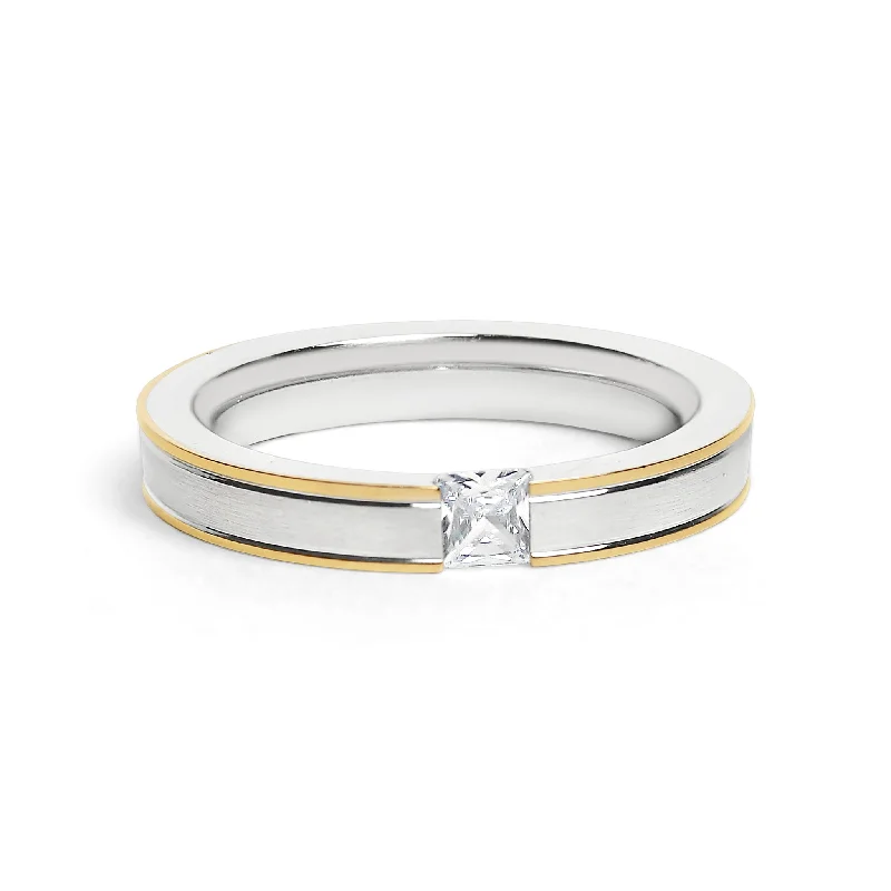 tribal engraved ladies ring-CZ Stone With Highly Polished Gold Stainless Steel Ring / ZRJ2320