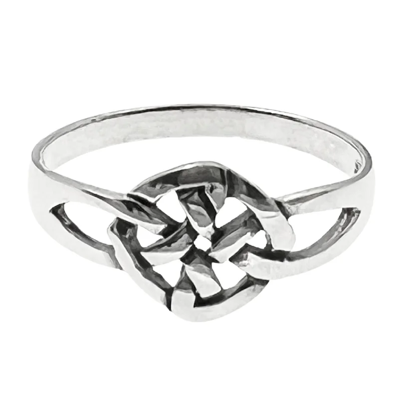 fashion ladies ring-Sterling Silver Celtic Design Ring / SSR0093