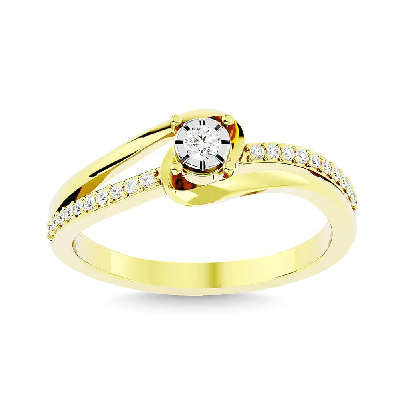 halo setting ladies ring-Diamond 1/6 ct tw Promise Ring in 10K Yellow Gold