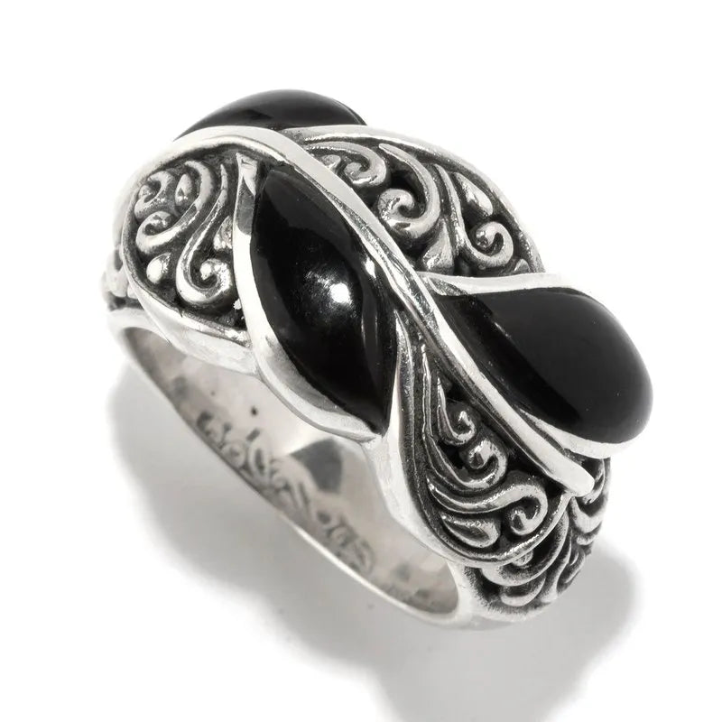 retro style ladies ring-Cascada Leaf Ring- Black Shell