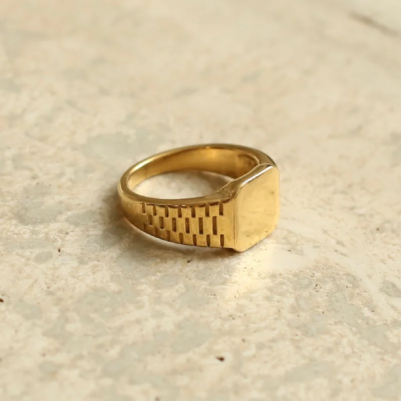 vintage ladies ring-Grace Square Signet Ring