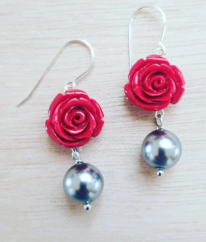 elegant wedding ladies earrings-Poderosa Rose Pearl Earrings