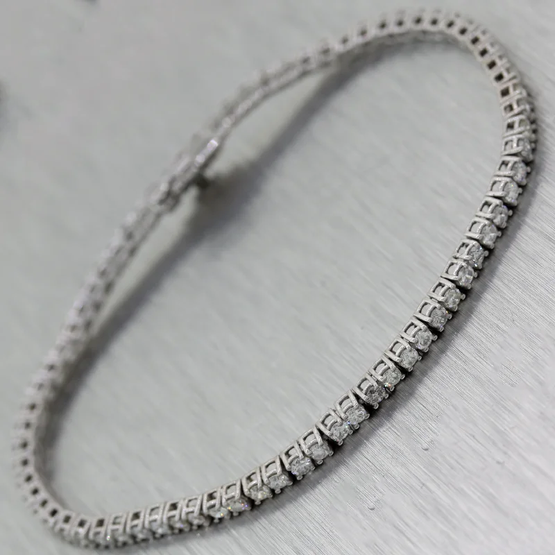 vintage ladies bracelets & bangles-Modern 14k White Gold 2.55ctw Diamond Tennis Bracelet