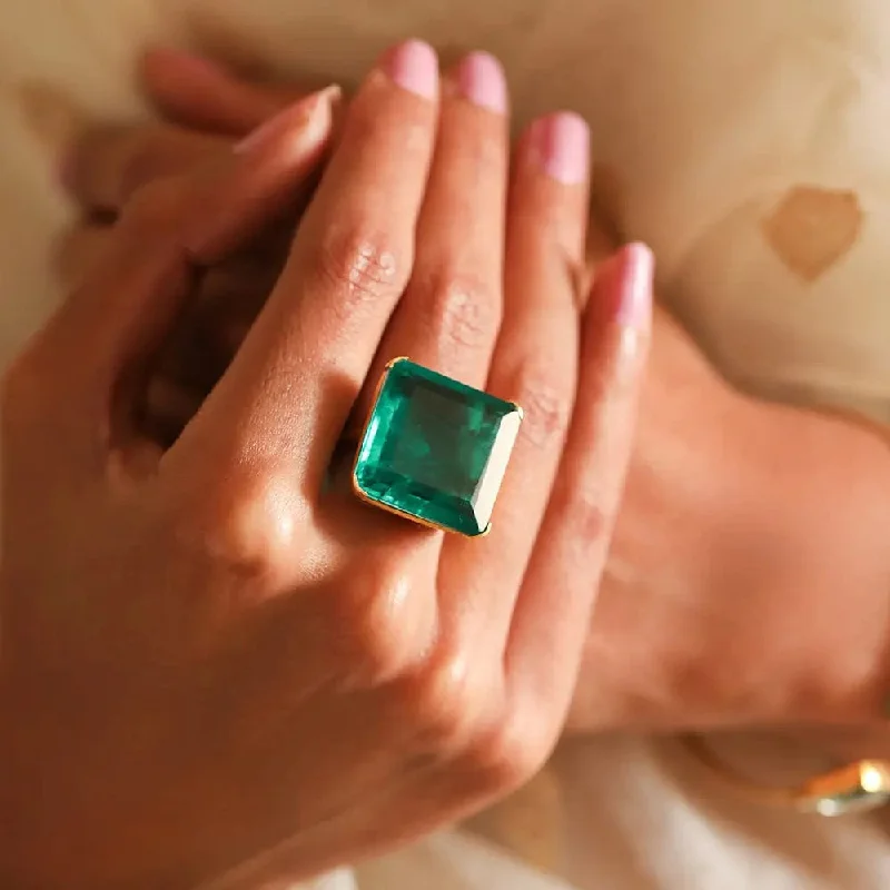 celestial-themed ladies ring-Silver Square Green Ring