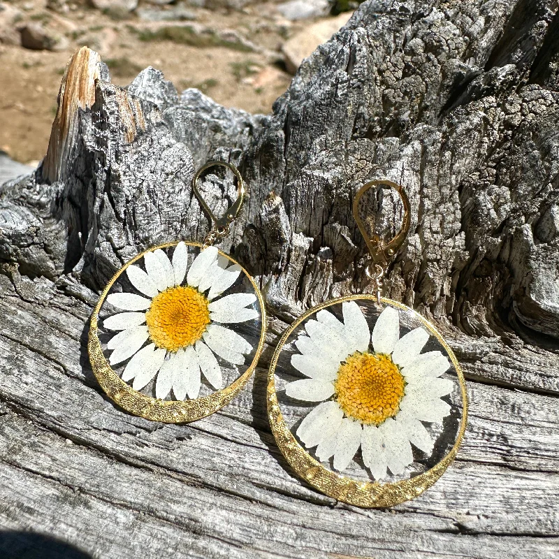 retro charm ladies earrings-Daisy Flower Earrings - BG 166